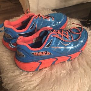 Hoka Tennis Shoe